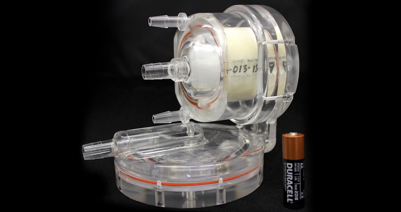 artificial lung device and battery